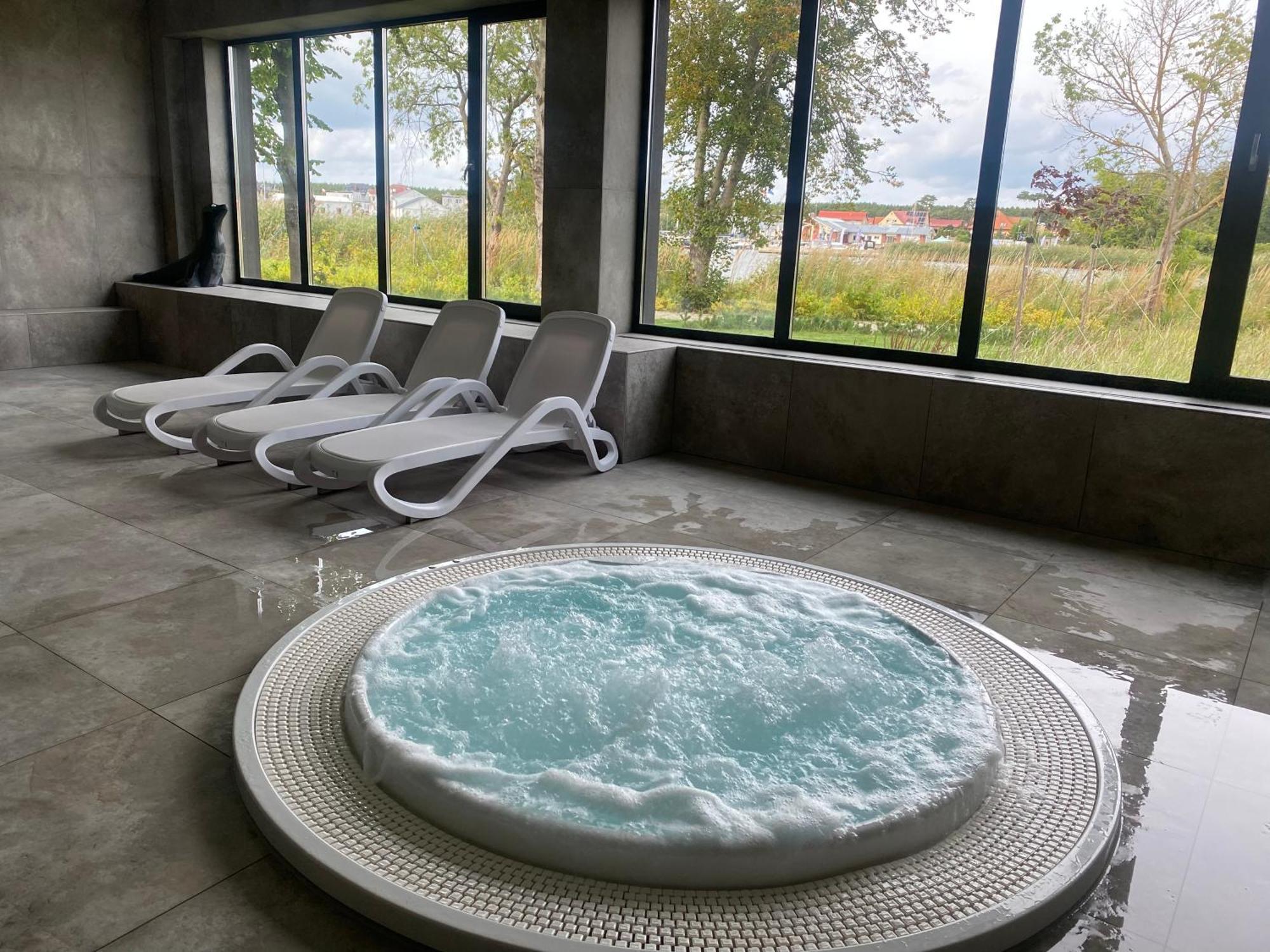 Red Bridge Resort - Apartament & Spa Dziwnów 外观 照片